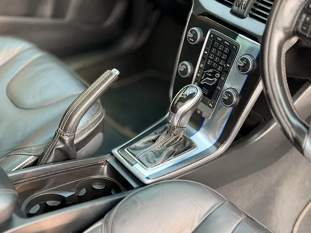 Used Volvo V40 [2015-2016] D3 Kinetic in Malappuram