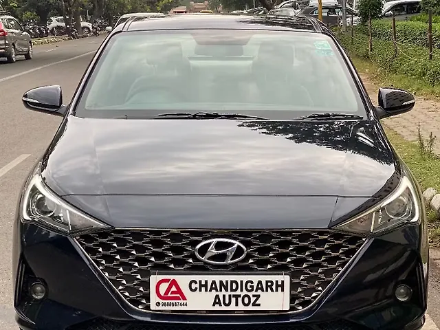 Used 2022 Hyundai Verna in Chandigarh