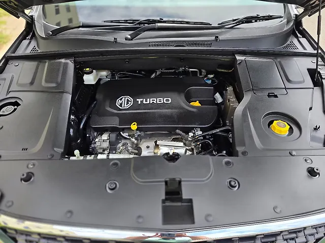 Used MG Hector [2021-2023] Sharp 2.0 Diesel Turbo MT Dual Tone in Chandigarh