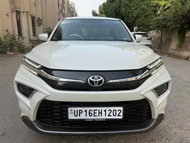 Used 2024 Toyota Urban Cruiser Hyryder in Delhi