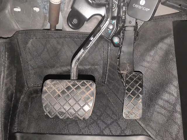 Used Volkswagen Taigun [2023-2026] Topline 1.0 TSI AT in Coimbatore