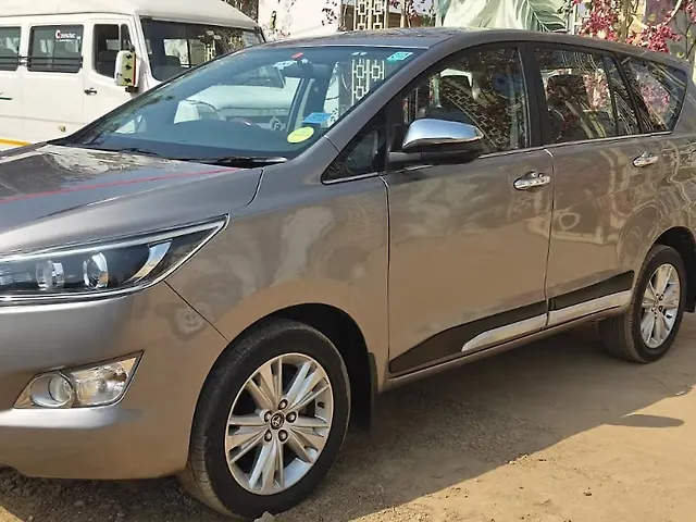 Used 2016 Toyota Innova Crysta in Gurgaon