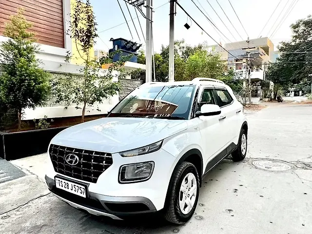 Used 2020 Hyundai Venue in Hyderabad Used 2020 Hyundai Venue in Hyderabad