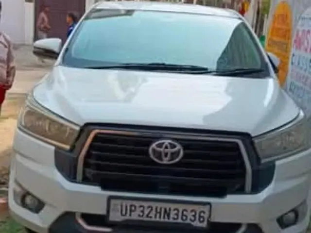 Used 2017 Toyota Innova Crysta in Lucknow