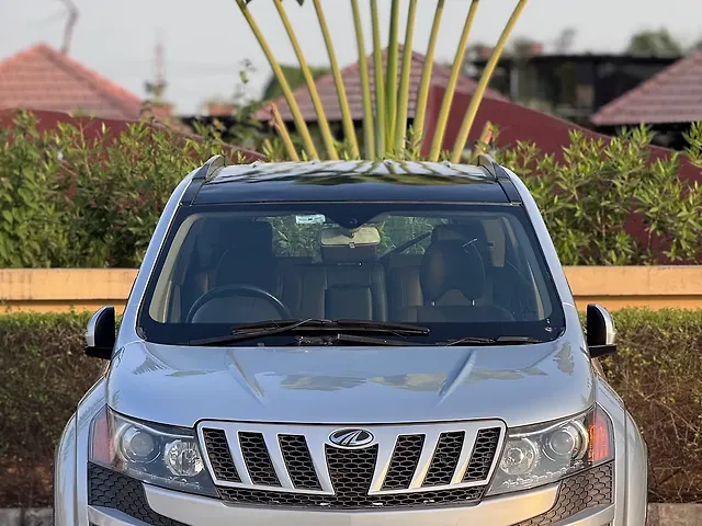 Used 2015 Mahindra XUV500 in Surat
