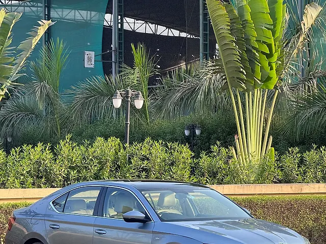 Used 2019 Skoda Superb in Surat