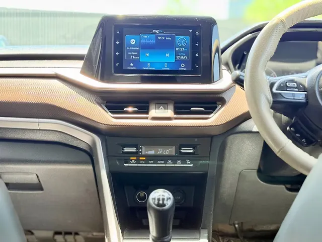 Used Maruti Suzuki Brezza [2022-2026] ZXi CNG Manual Dual Tone in Valsad