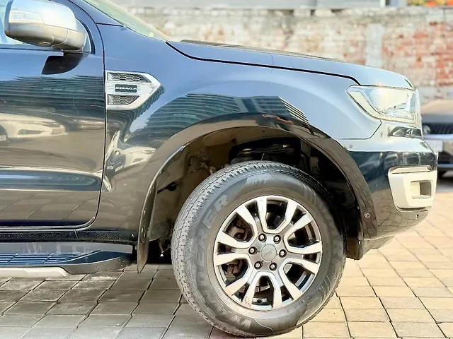 Used Ford Endeavour Titanium Plus 2.0 4x2 AT in Valsad Used Ford Endeavour Titanium Plus 2.0 4x2 AT in Valsad