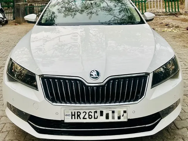 Used 2018 Skoda Superb in Delhi