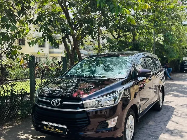 Used Toyota Innova Crysta [2016-2020] 2.4 G 8 STR in Valsad