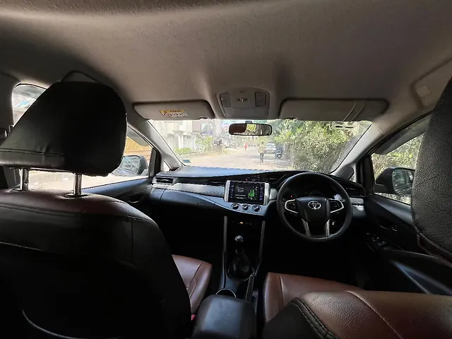 Used Toyota Innova Crysta [2016-2020] 2.4 G 8 STR in Valsad