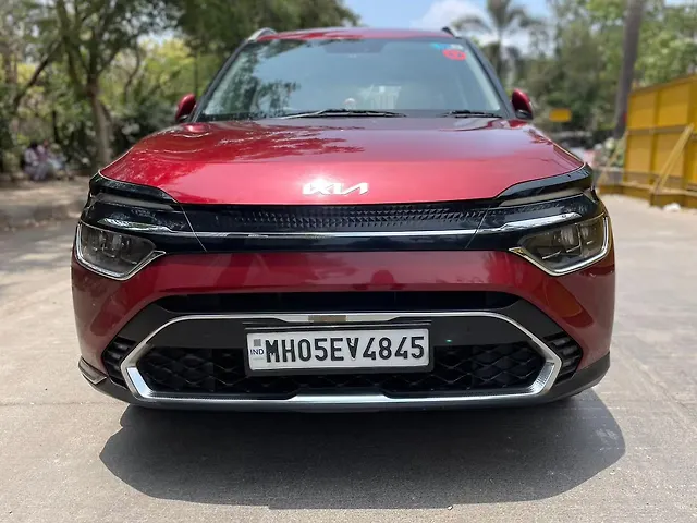 Used 2022 Kia Carens in Mumbai