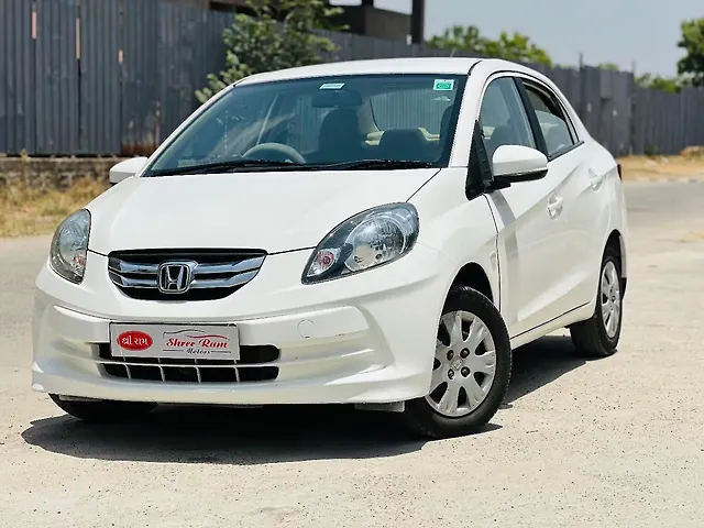 Used 2015 Honda Amaze in Ahmedabad
