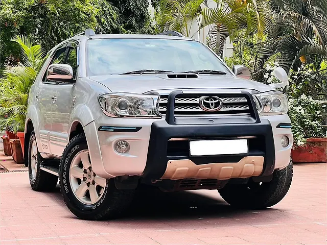 Used 2010 Toyota Fortuner in Mumbai