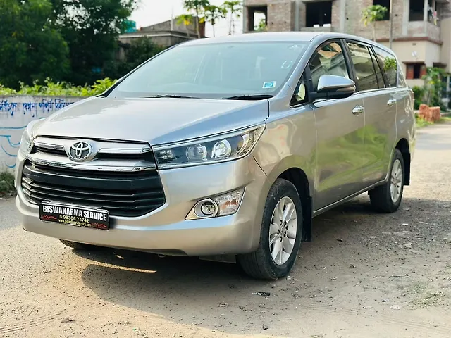 Used 2020 Toyota Innova Crysta in Kolkata