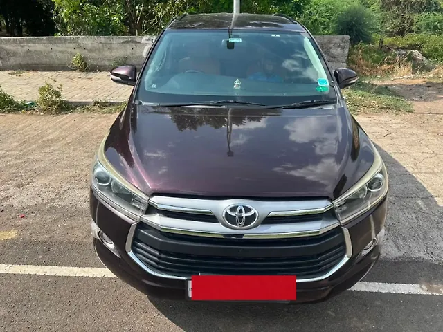 Used 2016 Toyota Innova Crysta in Pune Used 2016 Toyota Innova Crysta in Pune