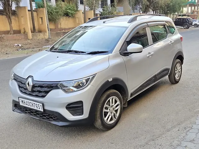 Used 2022 Renault Triber in Nagpur