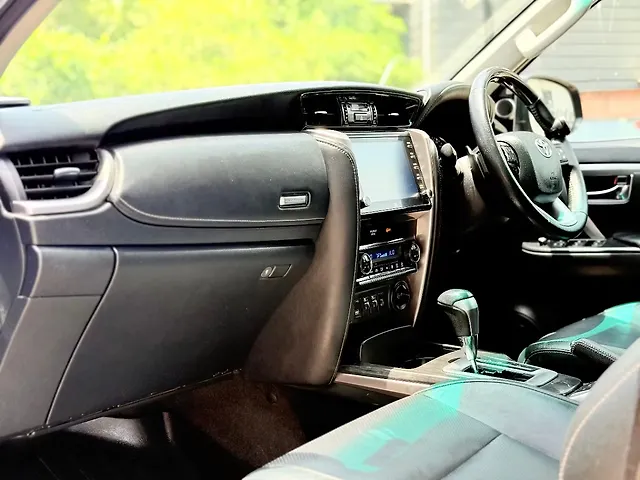 Used Toyota Fortuner 4X4 AT 2.8 Diesel in Valsad