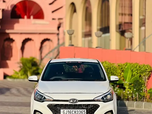 Used 2018 Hyundai Elite i20 in Surat