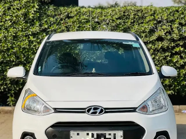 Used 2016 Hyundai Grand i10 in Surat