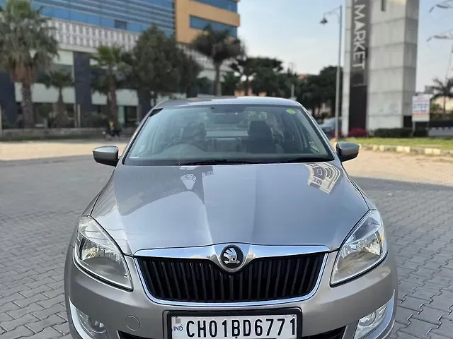 Used Skoda Rapid [2014-2015] 1.5 TDI CR Elegance AT in Mohali