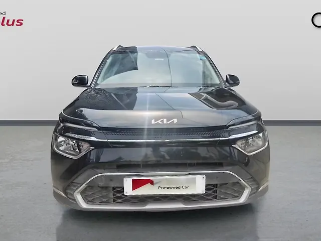 Used 2022 Kia Carens in Delhi