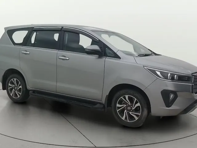 Used 2022 Toyota Innova Crysta in Bangalore