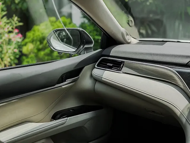 Used Toyota Camry [2019-2022] Hybrid [2019-2020] in Malappuram