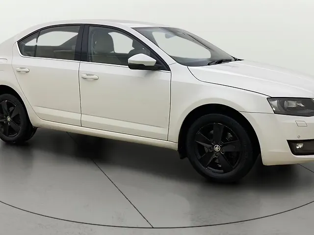 Used 2017 Skoda Octavia in Vadodara