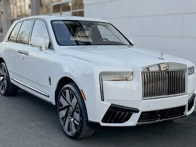 Used Rolls-Royce Cullinan SUV in Delhi