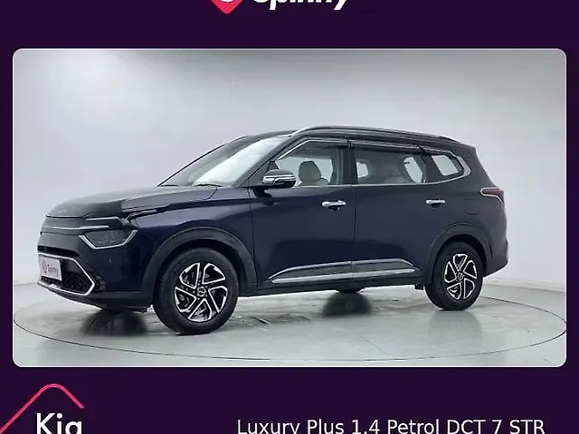 Used 2022 Kia Carens in Delhi