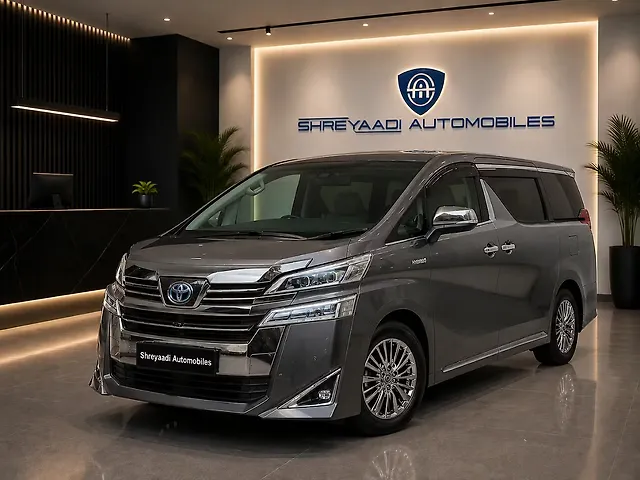 Used 2021 Toyota Vellfire in Navi Mumbai
