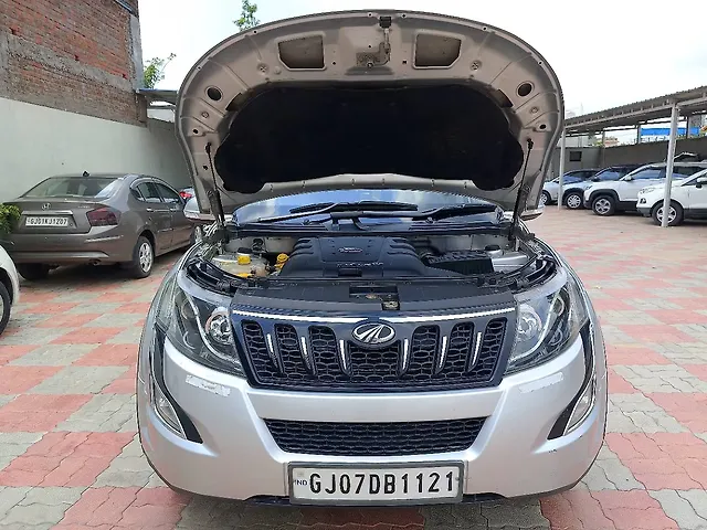 Used Mahindra XUV500 [2015-2018] W10 1.99 in Kheda