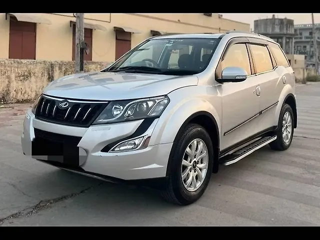 Used Mahindra XUV500 [2015-2018] W10 1.99 in Kheda