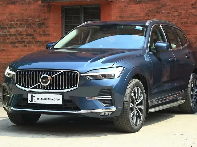 Used 2025 Volvo XC60 in Delhi