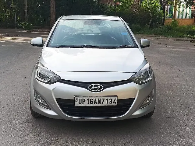 Used 2013 Hyundai i20 in Delhi