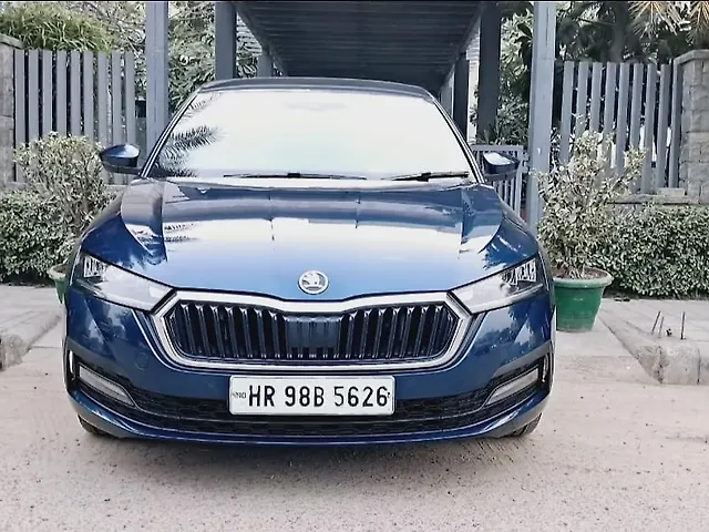 Used 2021 Skoda Octavia in Delhi