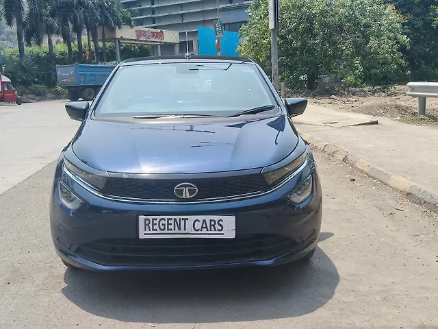 Used 2023 Tata Altroz in Mumbai Used 2023 Tata Altroz in Mumbai