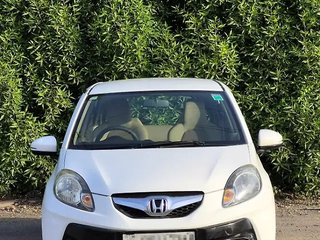 Used 2014 Honda Brio in Surat Used 2014 Honda Brio in Surat