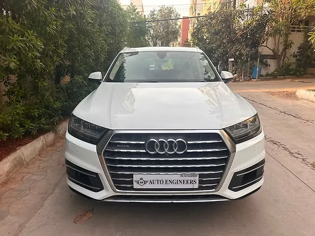 Used 2016 Audi Q7 in Hyderabad