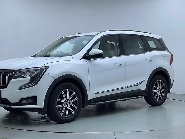 Used 2022 Mahindra XUV700 in Thane