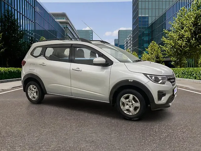 Used 2019 Renault Triber in Pune
