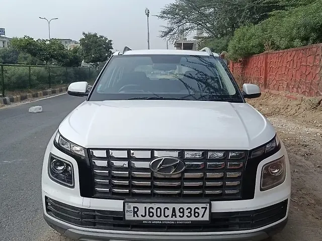 Used 2024 Hyundai Venue in Jaipur
