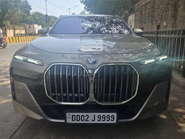 Used 2024 BMW 7-Series in Mumbai Used 2024 BMW 7-Series in Mumbai