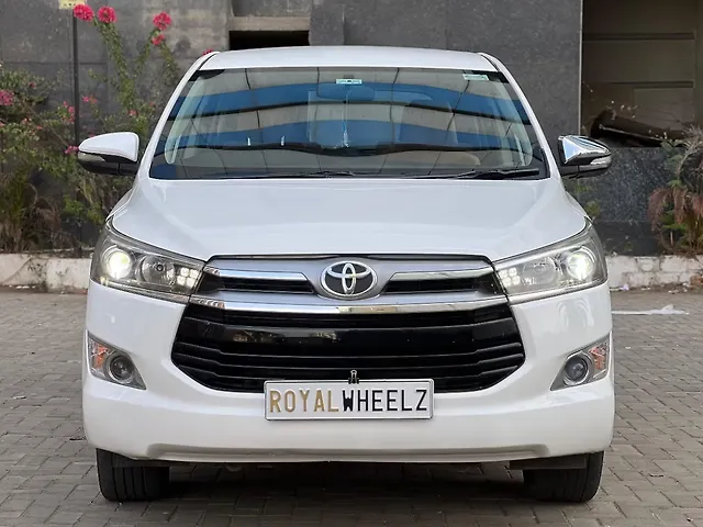 Used 2016 Toyota Innova Crysta in Nagpur Used 2016 Toyota Innova Crysta in Nagpur