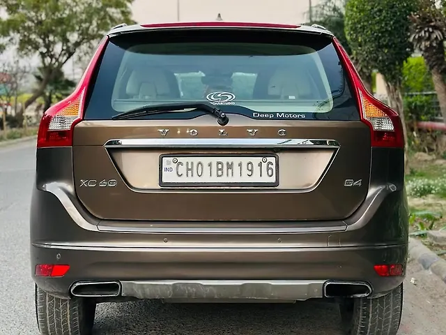 Used 2017 Volvo XC60 in Delhi