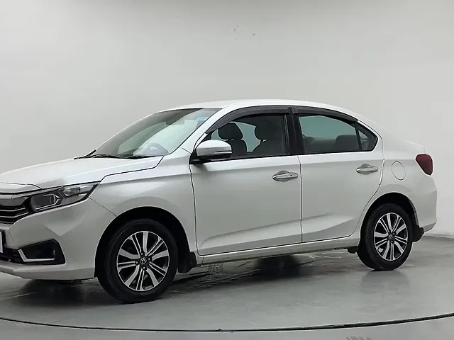 Used 2024 Honda Amaze in Delhi