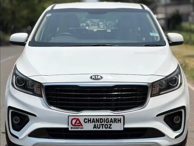 Used 2021 Kia Carnival in Chandigarh
