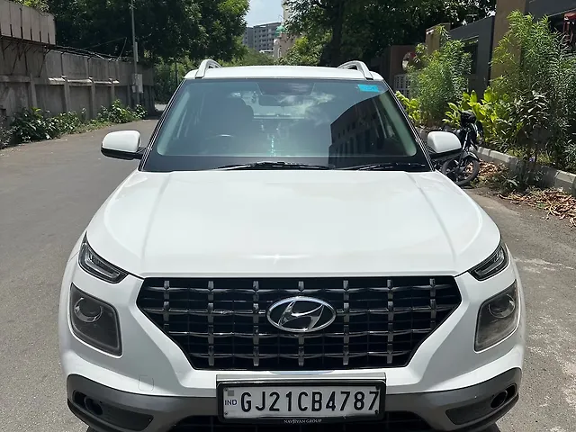 Used 2020 Hyundai Venue in Surat