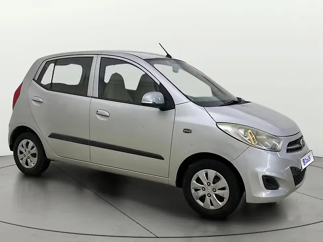 Used 2013 Hyundai i10 in Ahmedabad